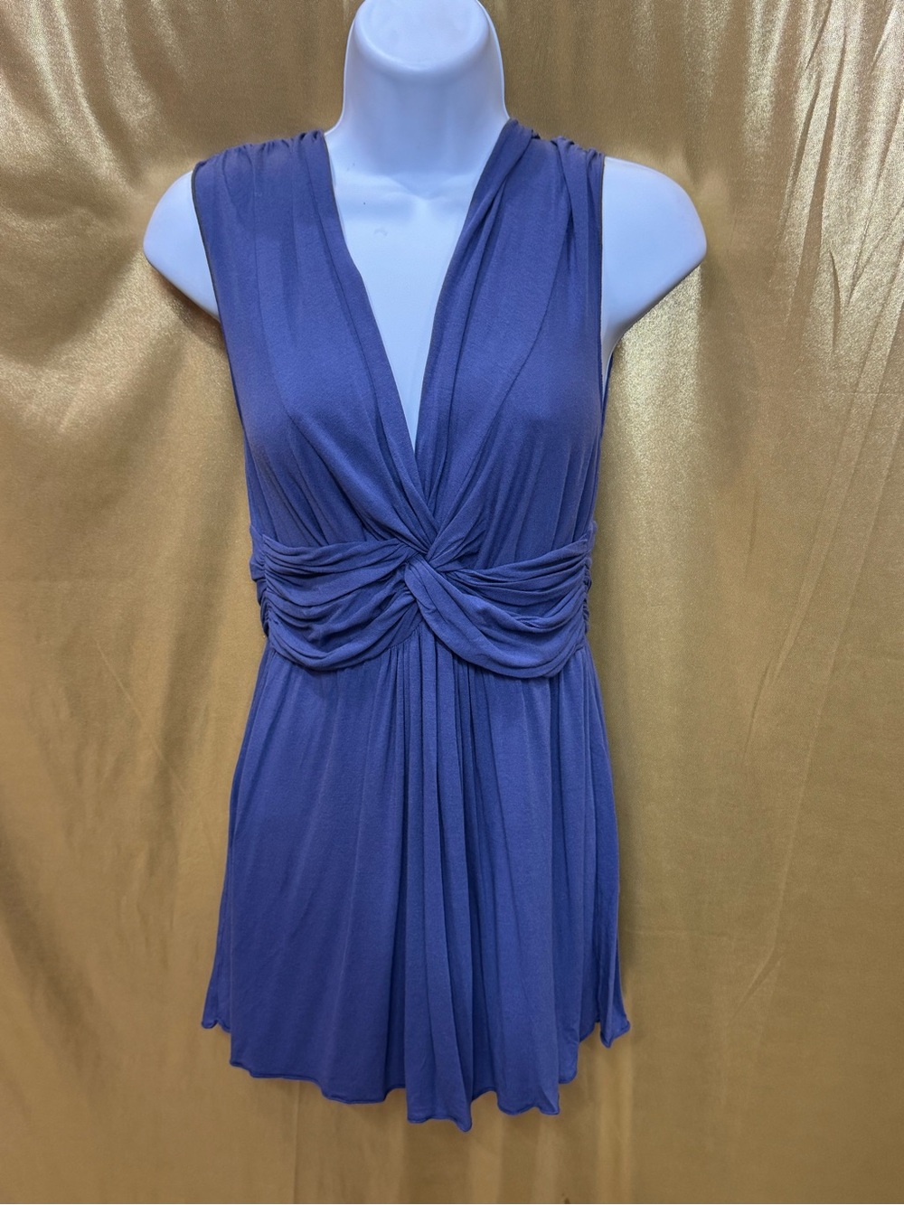 Max Studio Periwinkle Light Purple Twist Front V-Neck Sleeveless Top - Size M